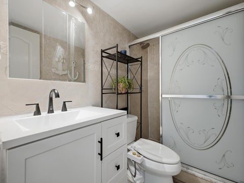 Tiny photo for 2101 S OCEAN DR #202, Hollywood, FL 33019 (MLS # B26087230)