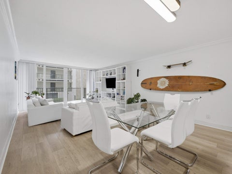 Tiny photo for 2101 S OCEAN DR #202, Hollywood, FL 33019 (MLS # B26087230)