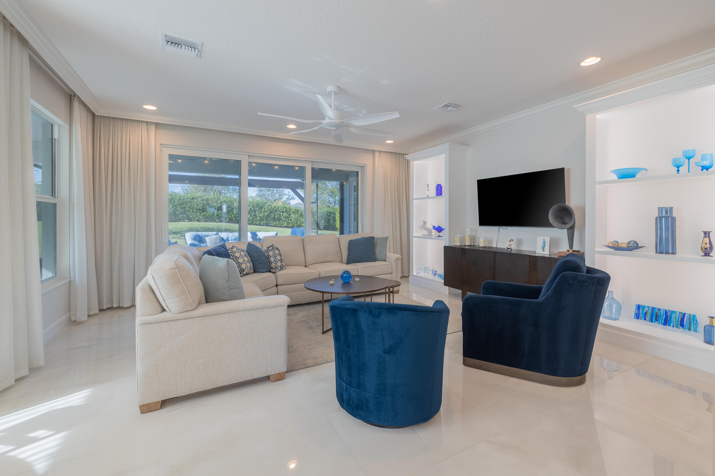 Valencia Cay at Riverland - Residential