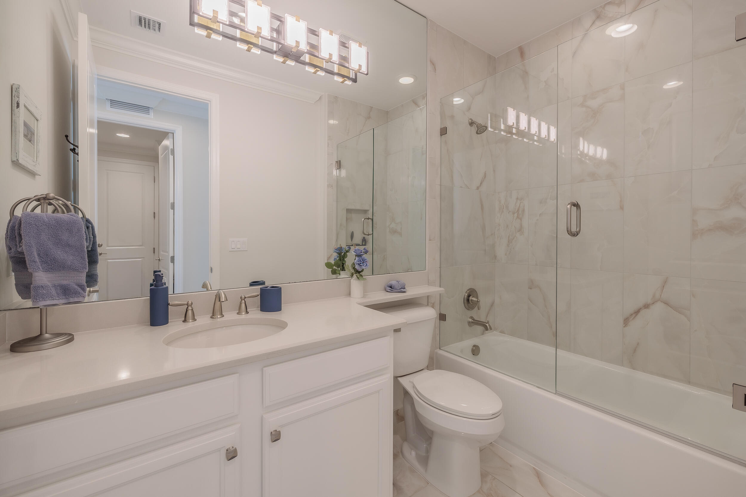 Valencia Cay at Riverland - Residential