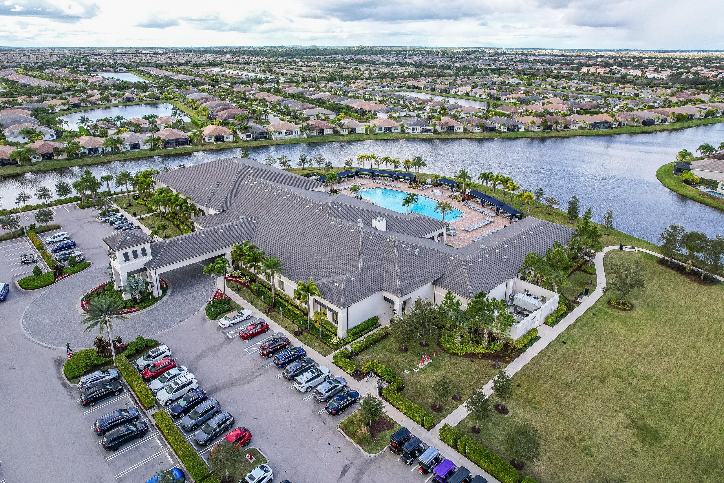 Valencia Cay at Riverland - Residential