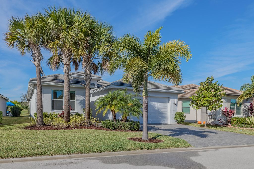 Photo of 11952 SW Bristol Bay Drive, Port Saint Lucie, FL 34987 (MLS # R11159682)