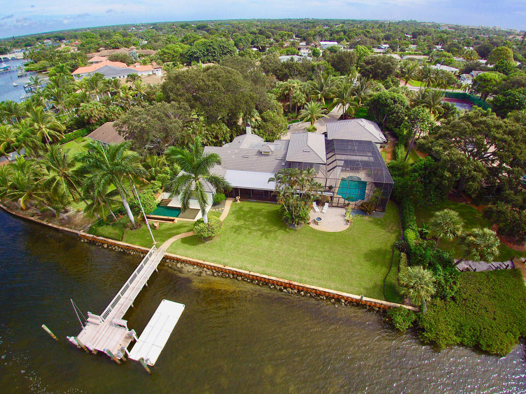 RIVERSIDE ON THE LOXAHATC - Residential