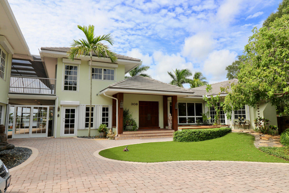 RIVERSIDE ON THE LOXAHATC - Residential