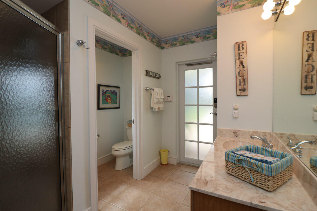 RIVERSIDE ON THE LOXAHATC - Residential