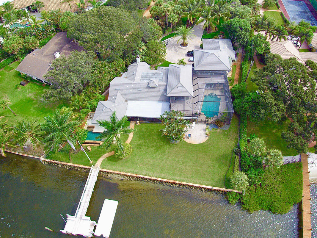 RIVERSIDE ON THE LOXAHATC - Residential