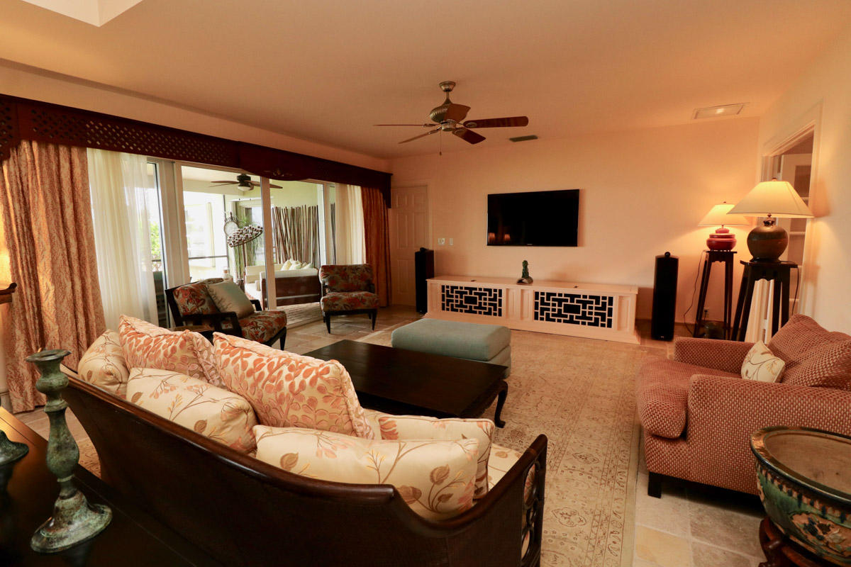 RIVERSIDE ON THE LOXAHATC - Residential