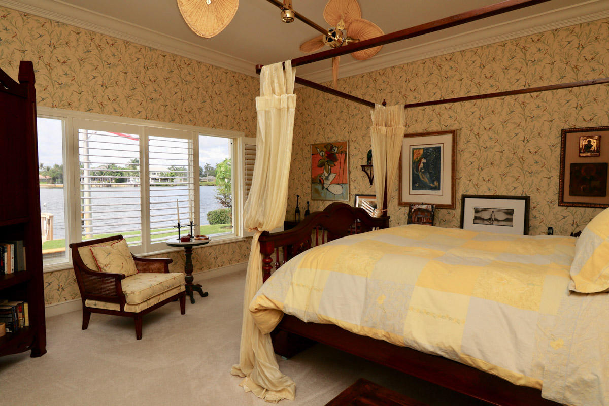 RIVERSIDE ON THE LOXAHATC - Residential