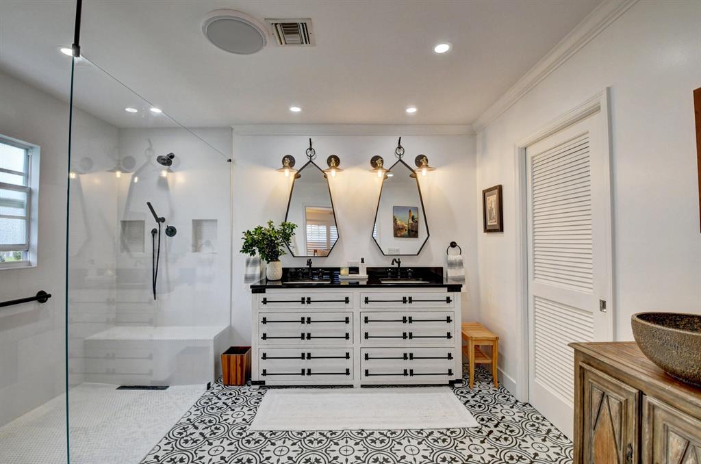 DELRAY DUNES - Residential