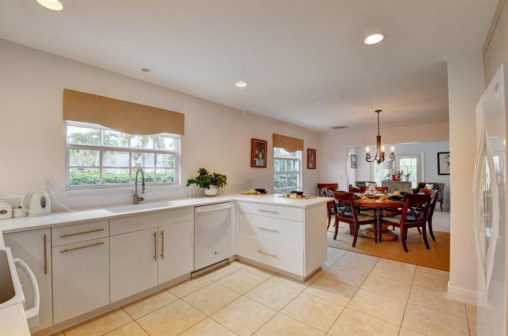 DELRAY DUNES - Residential