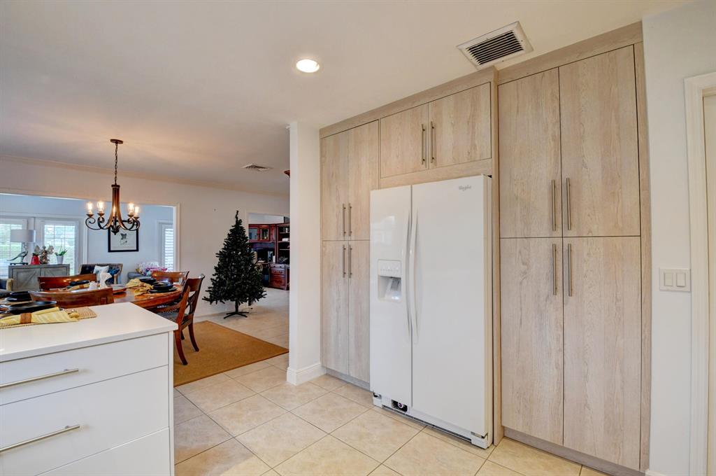 DELRAY DUNES - Residential