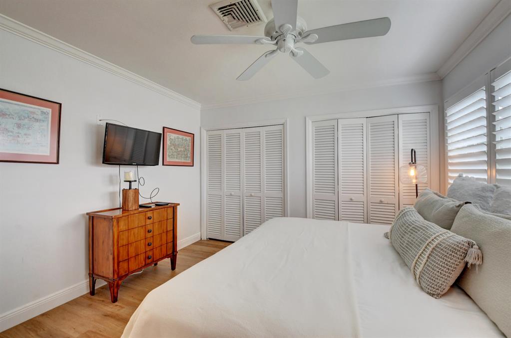 DELRAY DUNES - Residential