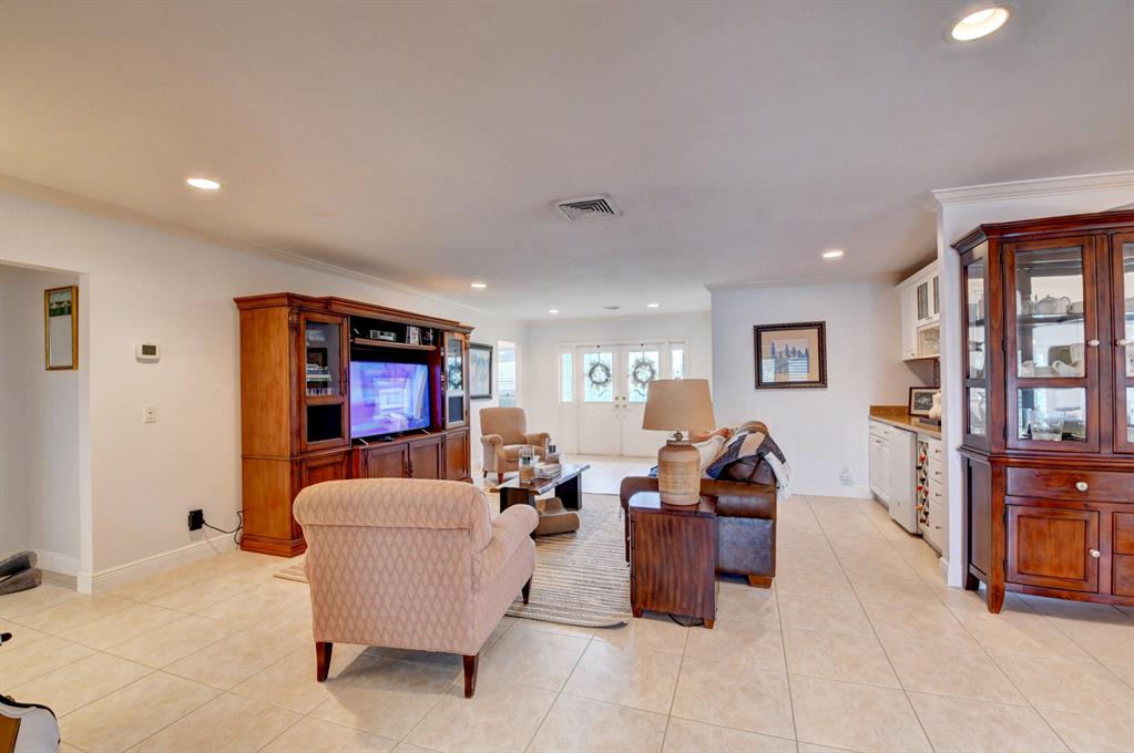 DELRAY DUNES - Residential