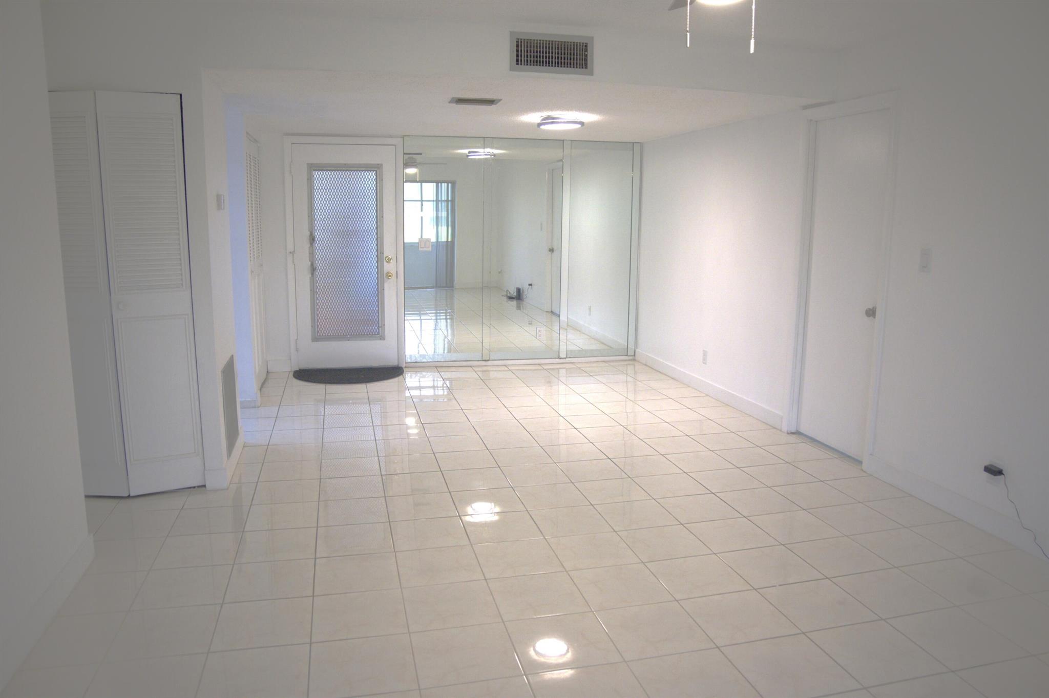GOLDEN LAKES VILLAGE COND - Residential Lease