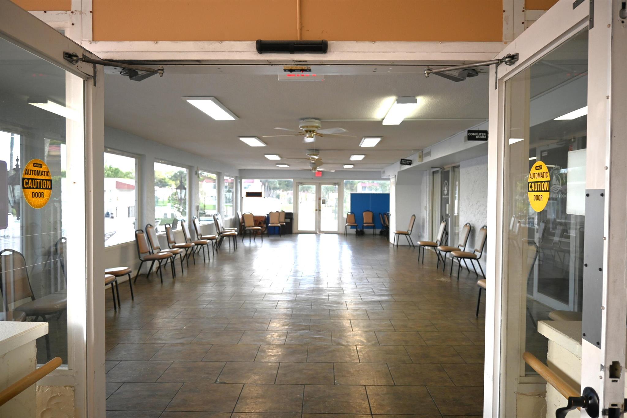 GOLDEN LAKES VILLAGE COND - Residential Lease