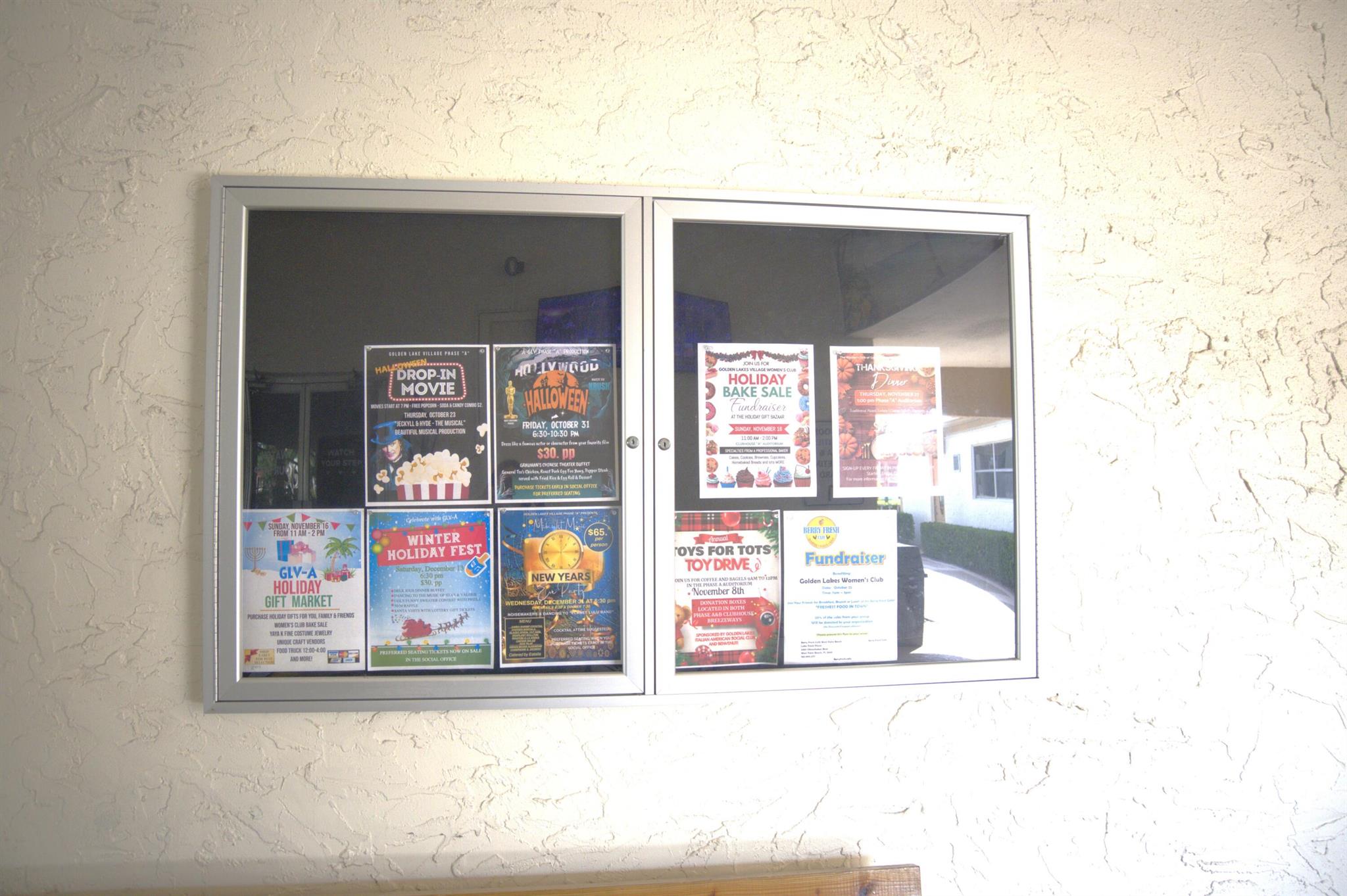 GOLDEN LAKES VILLAGE COND - Residential Lease