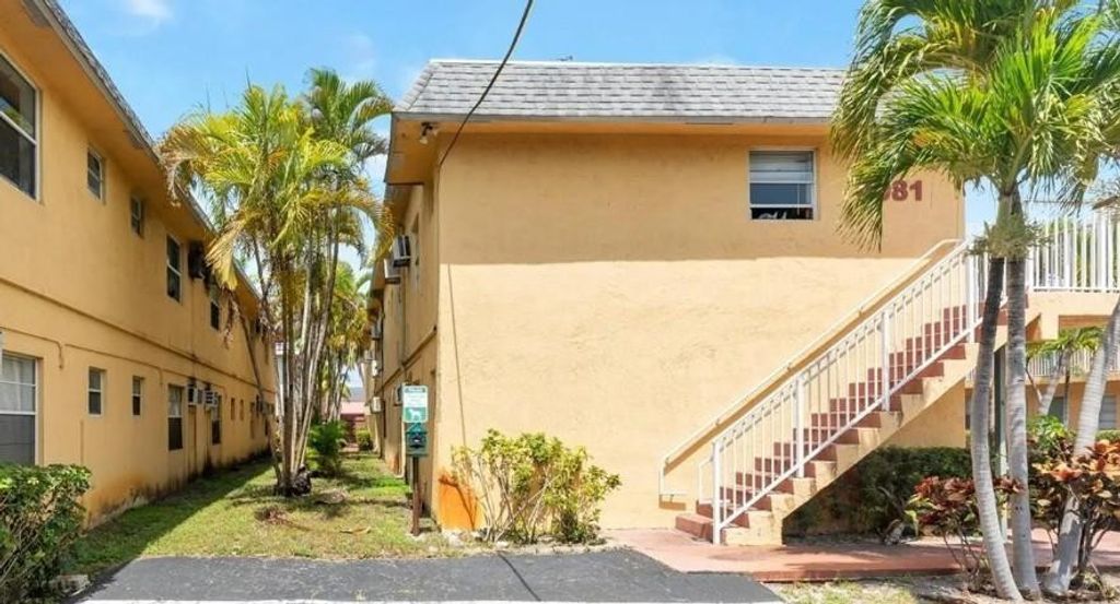 Photo of 4061 N Dixie Highway #1, Oakland Park, FL 33334 (MLS # F10520336)