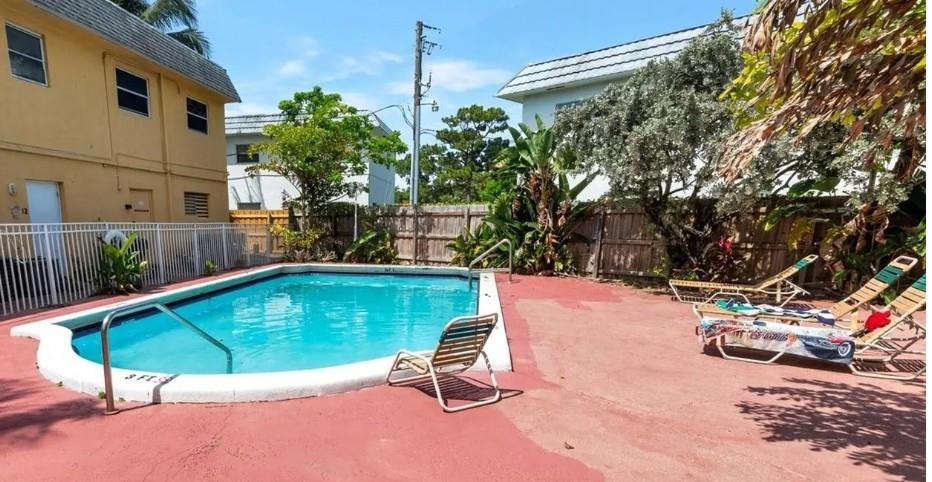 EL SOL AT MAINSTREET - Residential