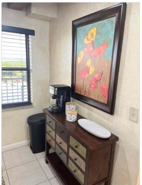 OCEAN HARBOUR CONDOMINIUM D - Residential