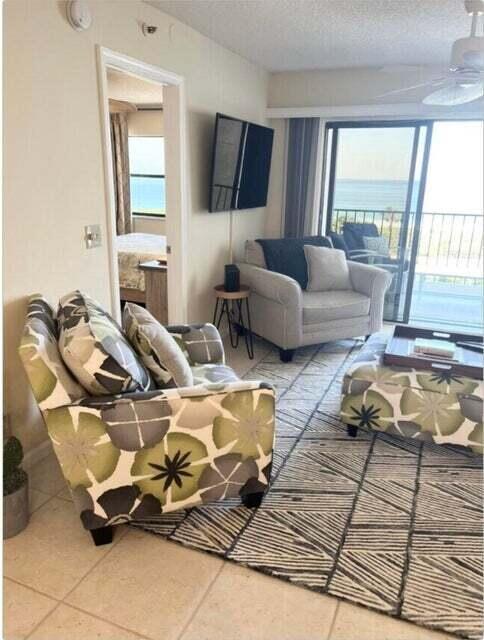 OCEAN HARBOUR CONDOMINIUM D - Residential