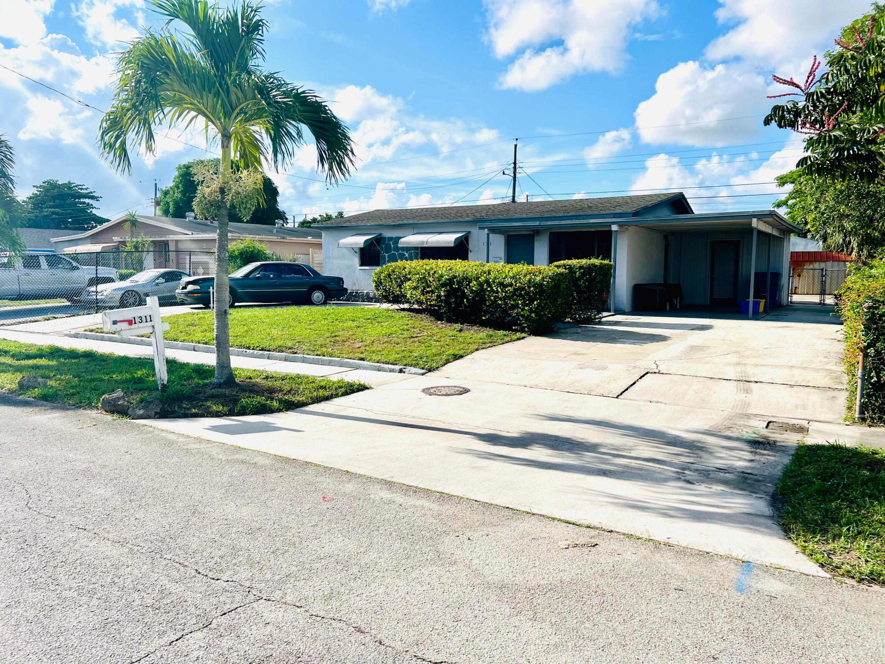 RIVIERA BEACH HEIGHTS ADD 8 - Residential