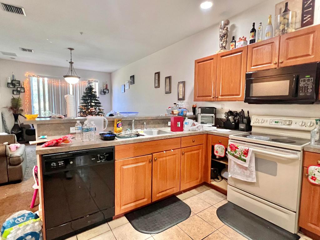 MARSH HARBOUR 41 CONDO - Residential