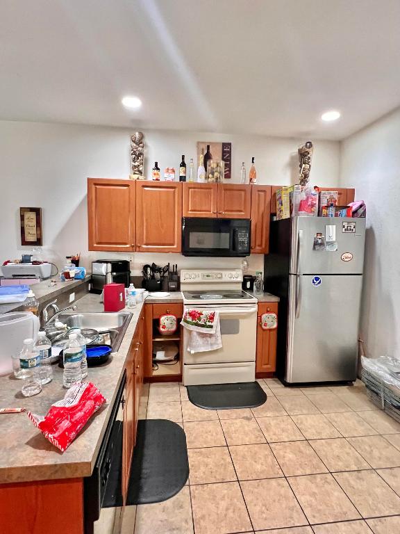 MARSH HARBOUR 41 CONDO - Residential