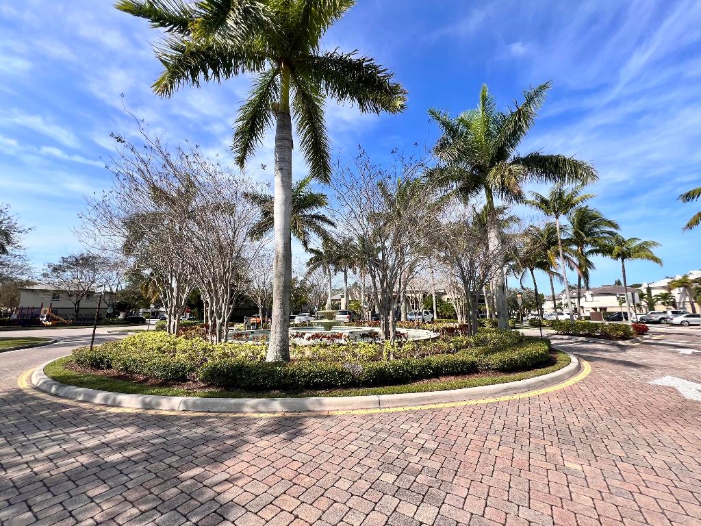 MARSH HARBOUR 41 CONDO - Residential