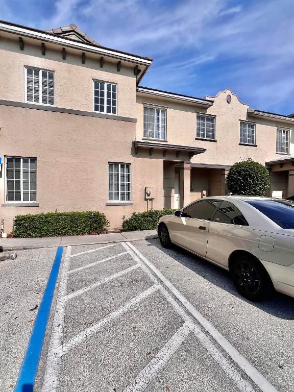 MARSH HARBOUR 41 CONDO - Residential