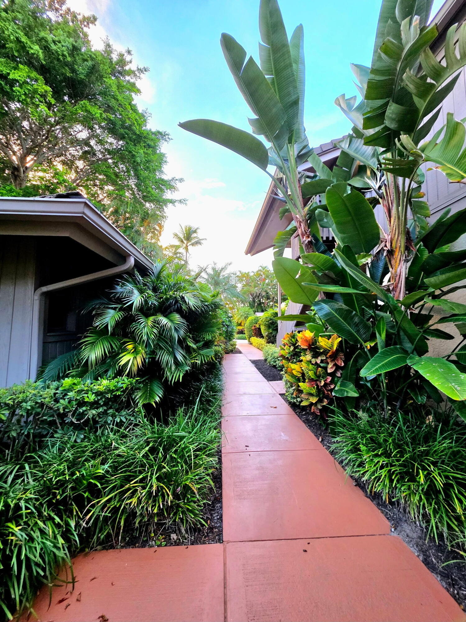 PLANTATION COLONY OF BOCA WEST CONDO - Residential