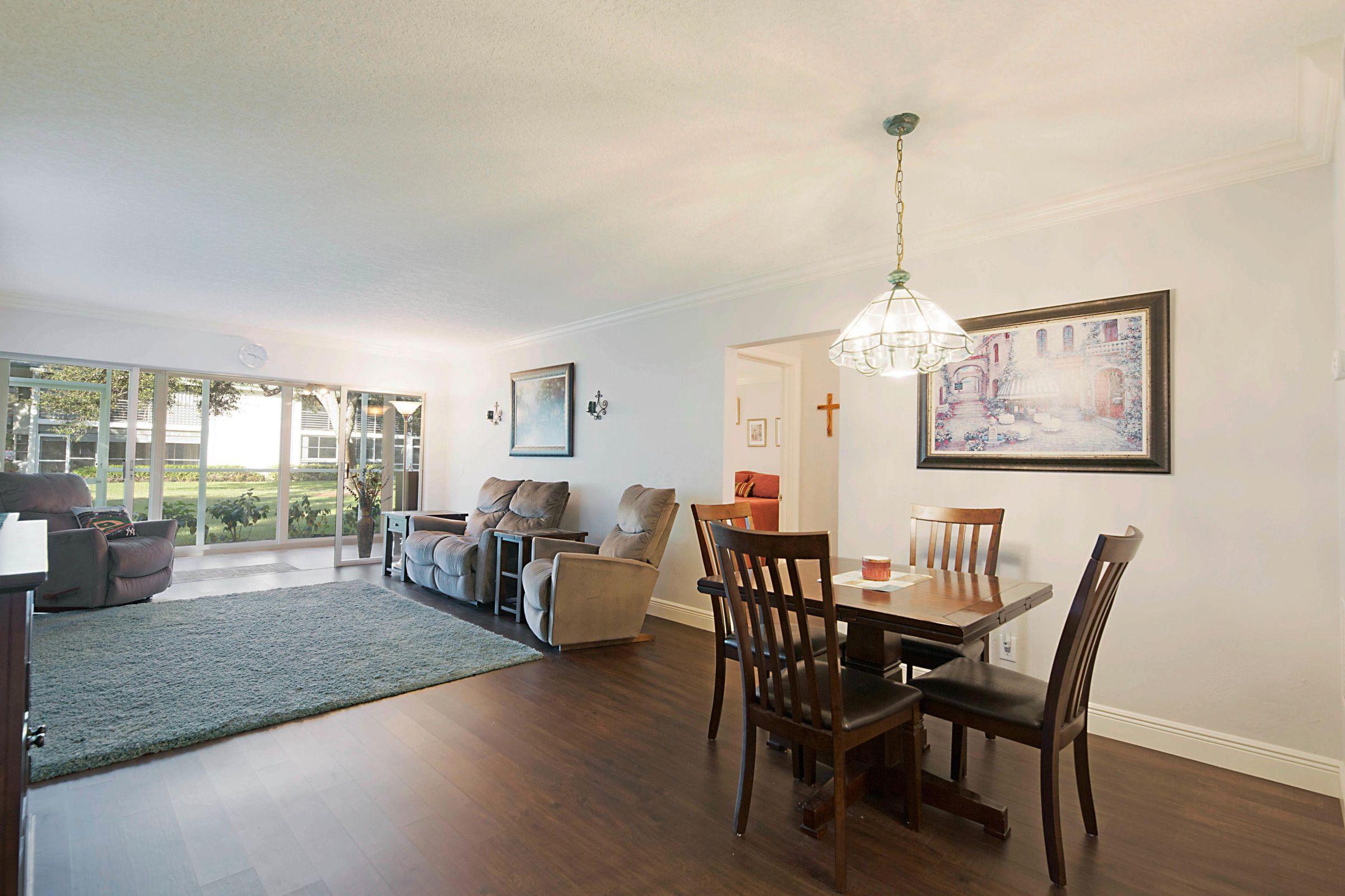 TEQUESTA GARDEN CONDO 2 - Residential