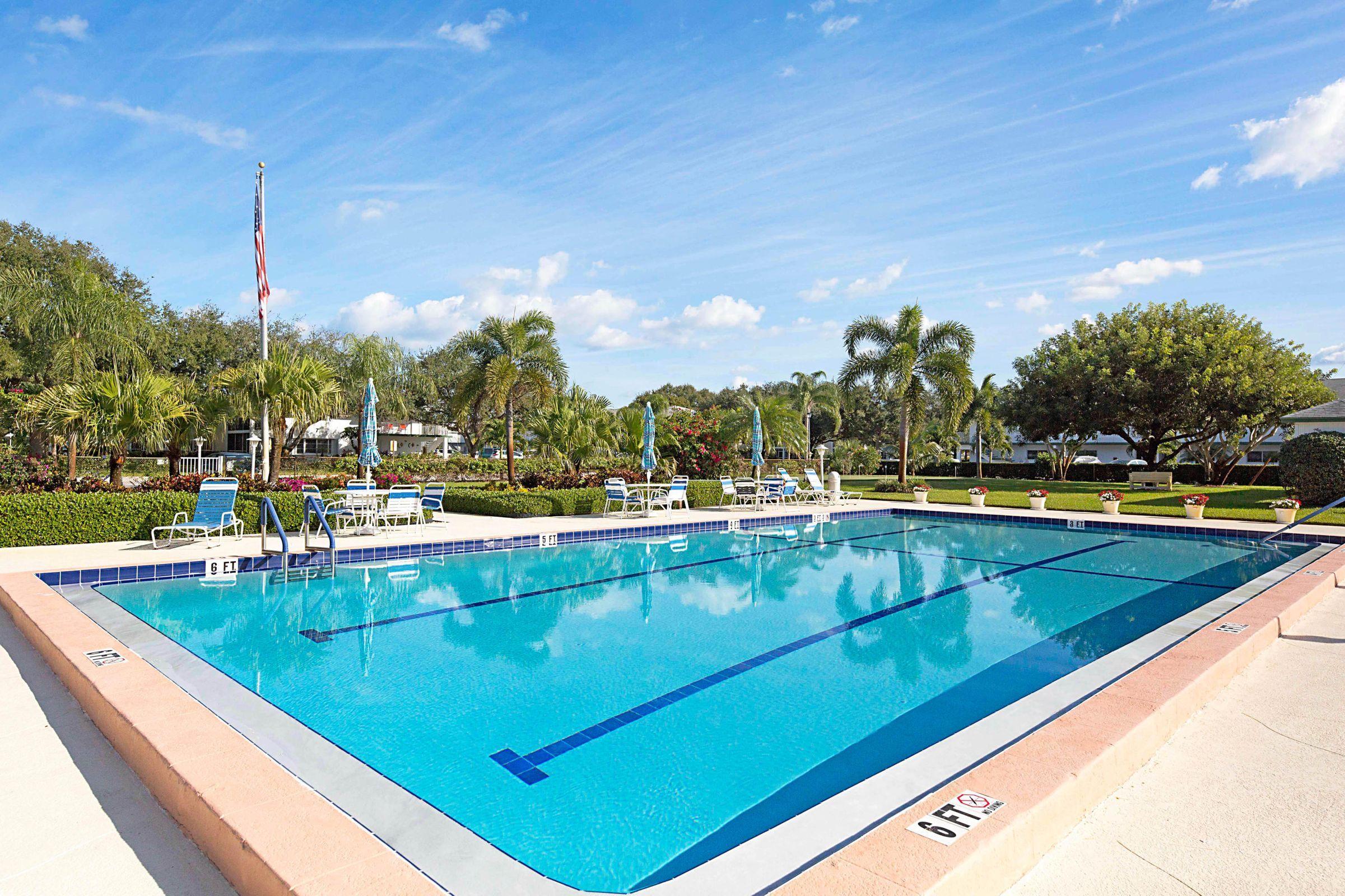 TEQUESTA GARDEN CONDO 2 - Residential