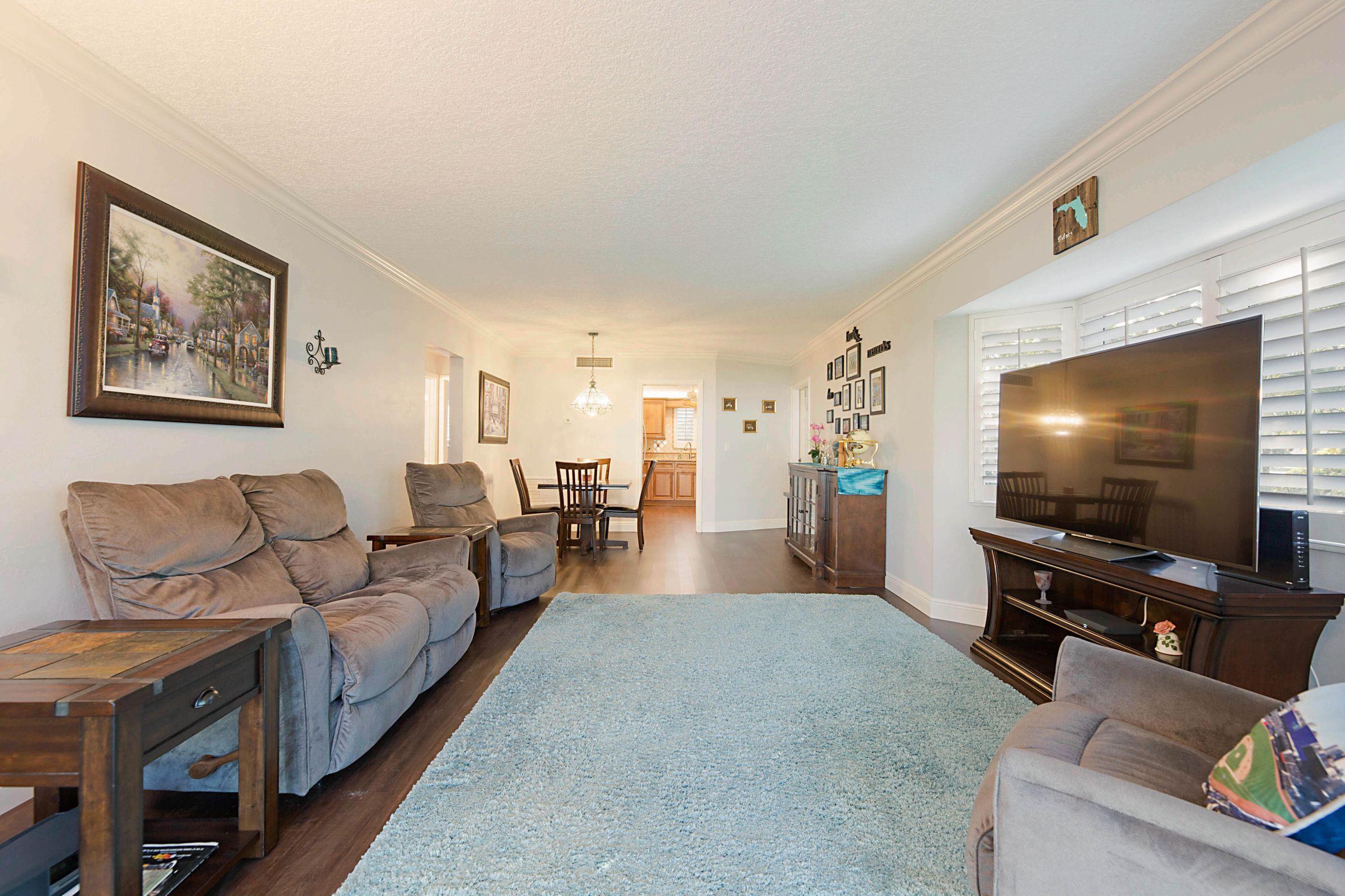 TEQUESTA GARDEN CONDO 2 - Residential