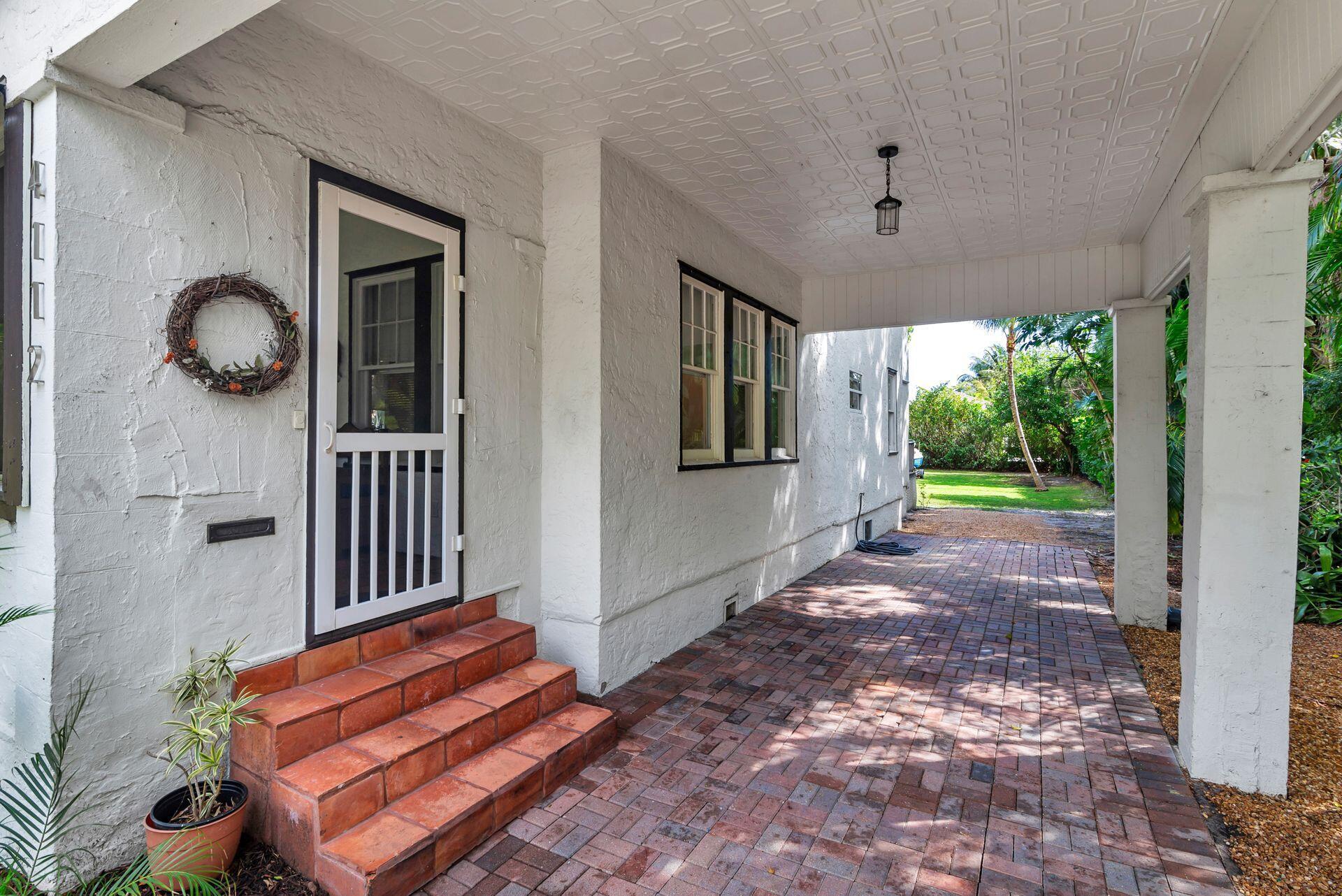 4112 Washington Road
