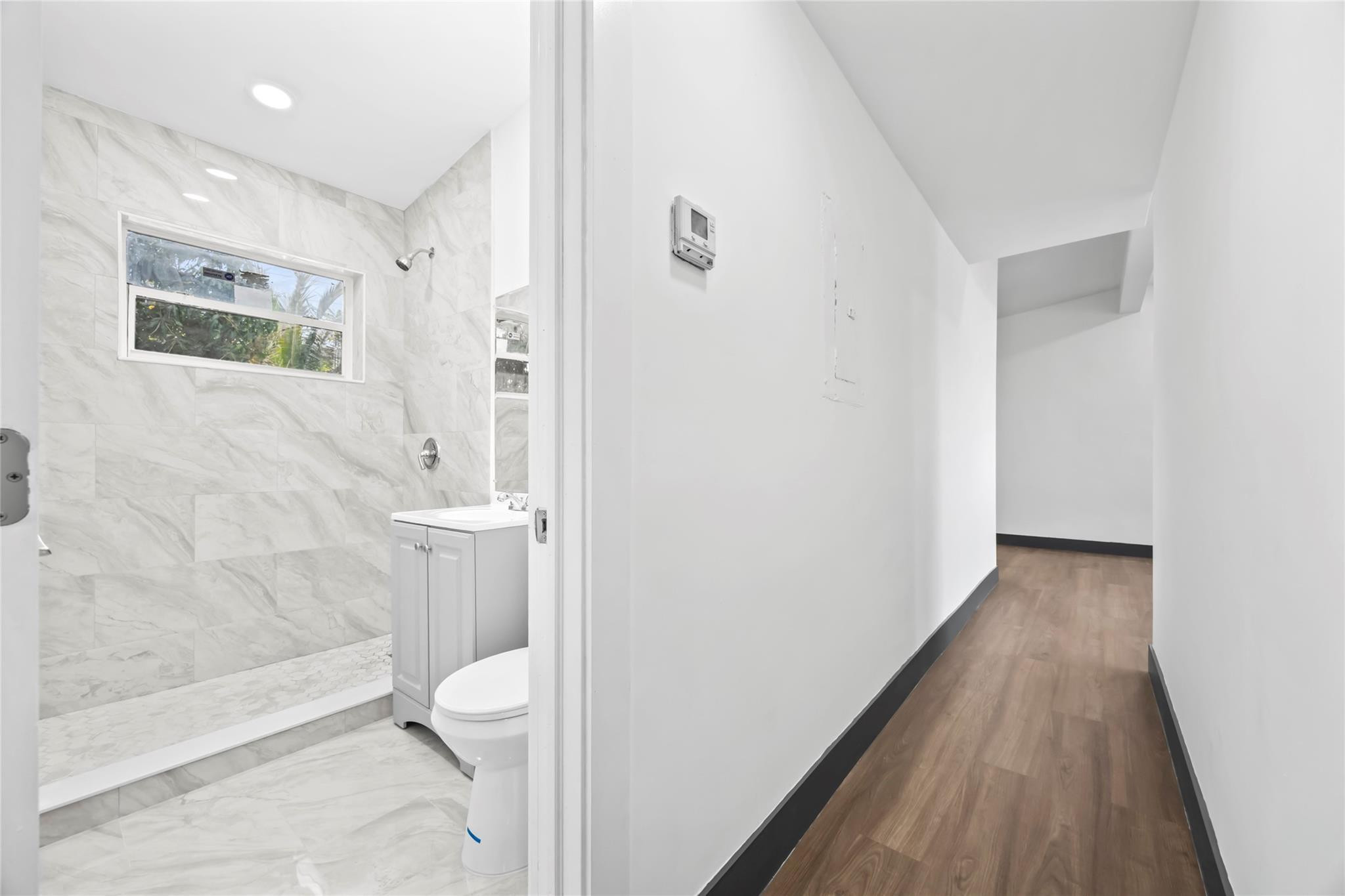 Sherwood Forest 30-28 B - Residential