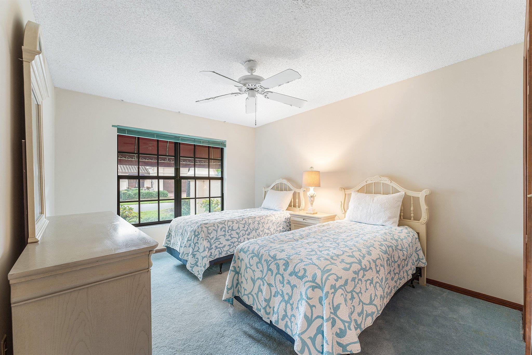 VILLA D'ESTE Deer Creek - Residential