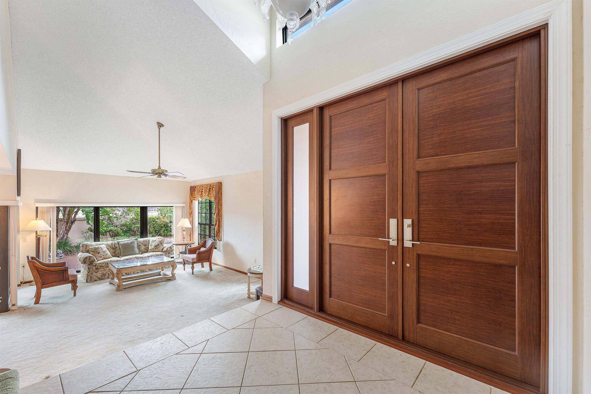 VILLA D'ESTE Deer Creek - Residential