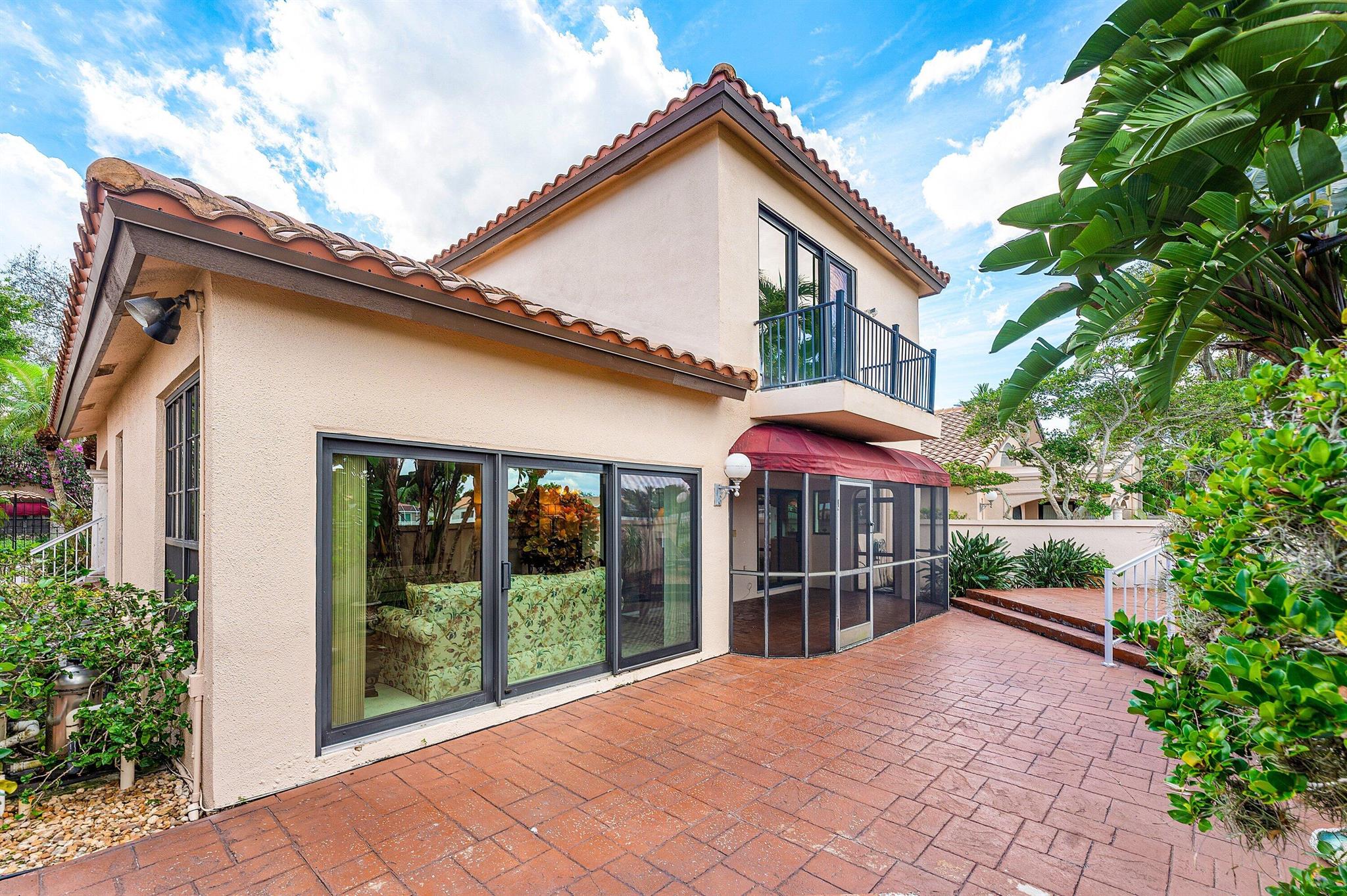 VILLA D'ESTE Deer Creek - Residential