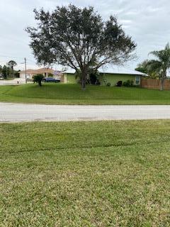 PORT ST LUCIE SECTION 33 - Land