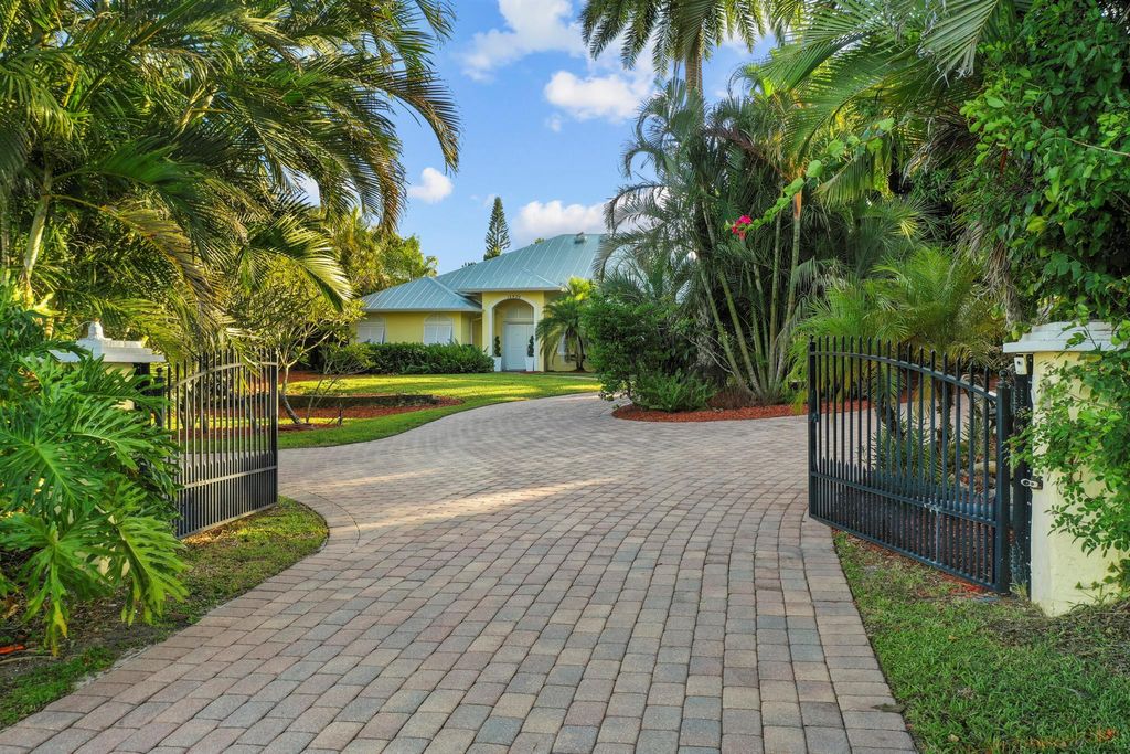 Photo of 12920 SE Federal Highway, Hobe Sound, FL 33455 (MLS # R10922116)