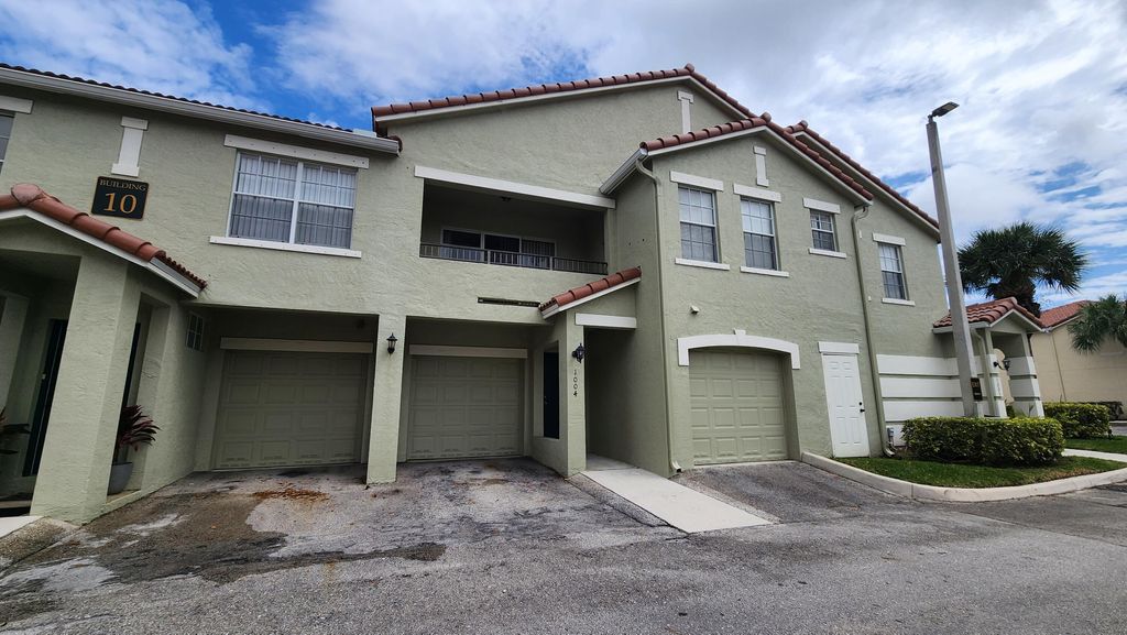Photo of 1004 Belmont Place, Boynton Beach, FL 33436 (MLS # B26001681)