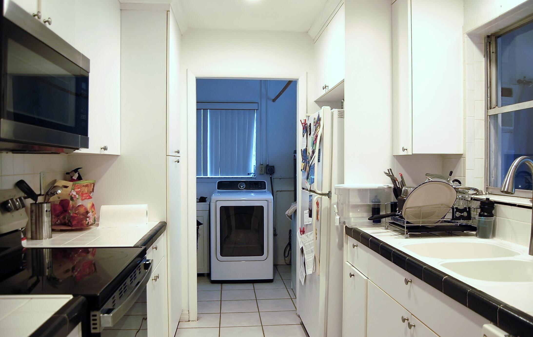 PALM BEACH SQUARE UNIT 5 - Residential