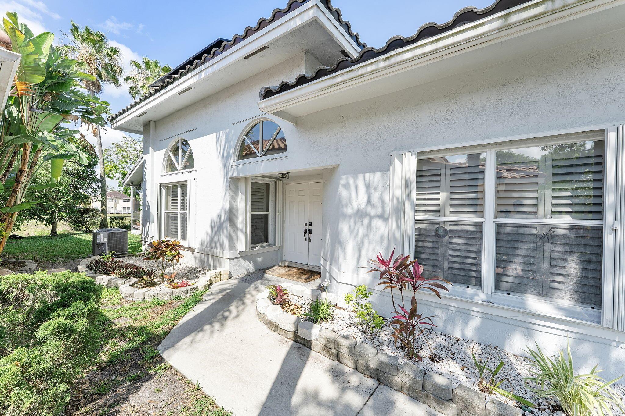 7793 Highlands Circle, Margate, FL, 33063/$600,000 1 7793 Highlands Circle