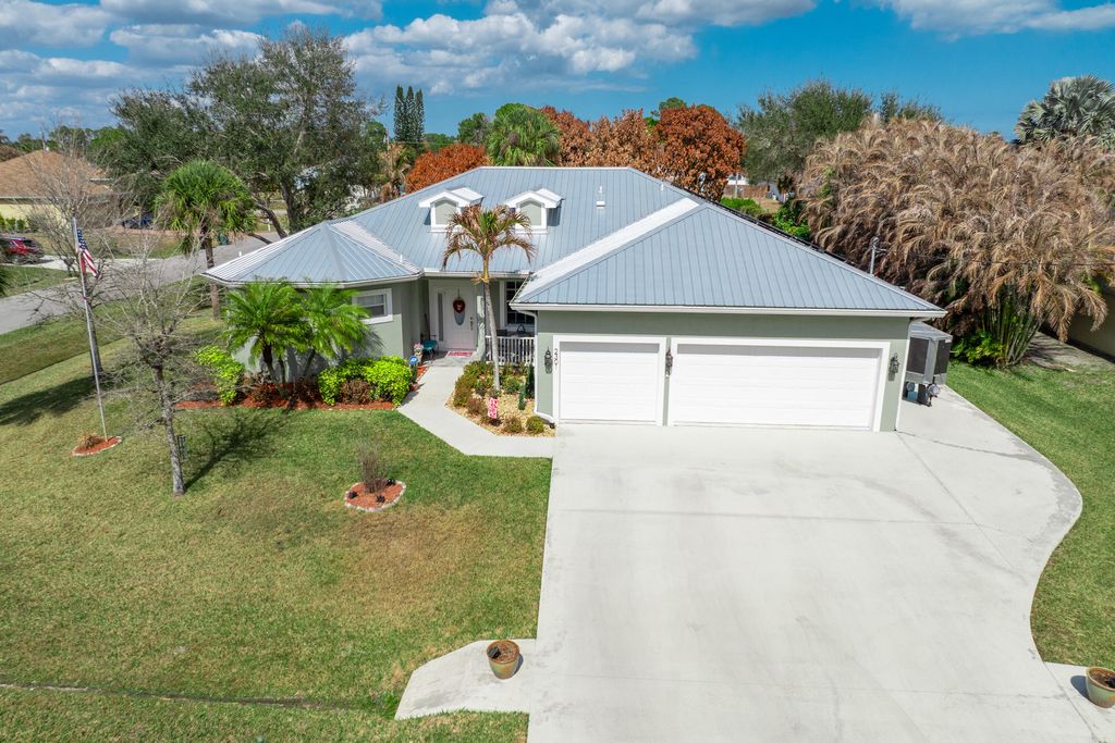 Photo of 2301 SW Lawford Street, Port Saint Lucie, FL 34953 (MLS # R11166300)