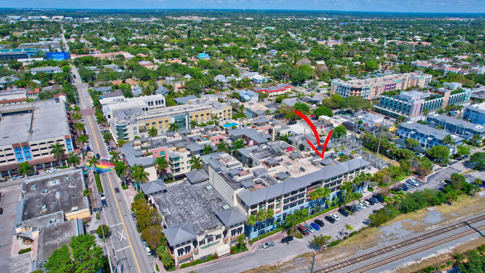 ASTOR CONDO - Residential