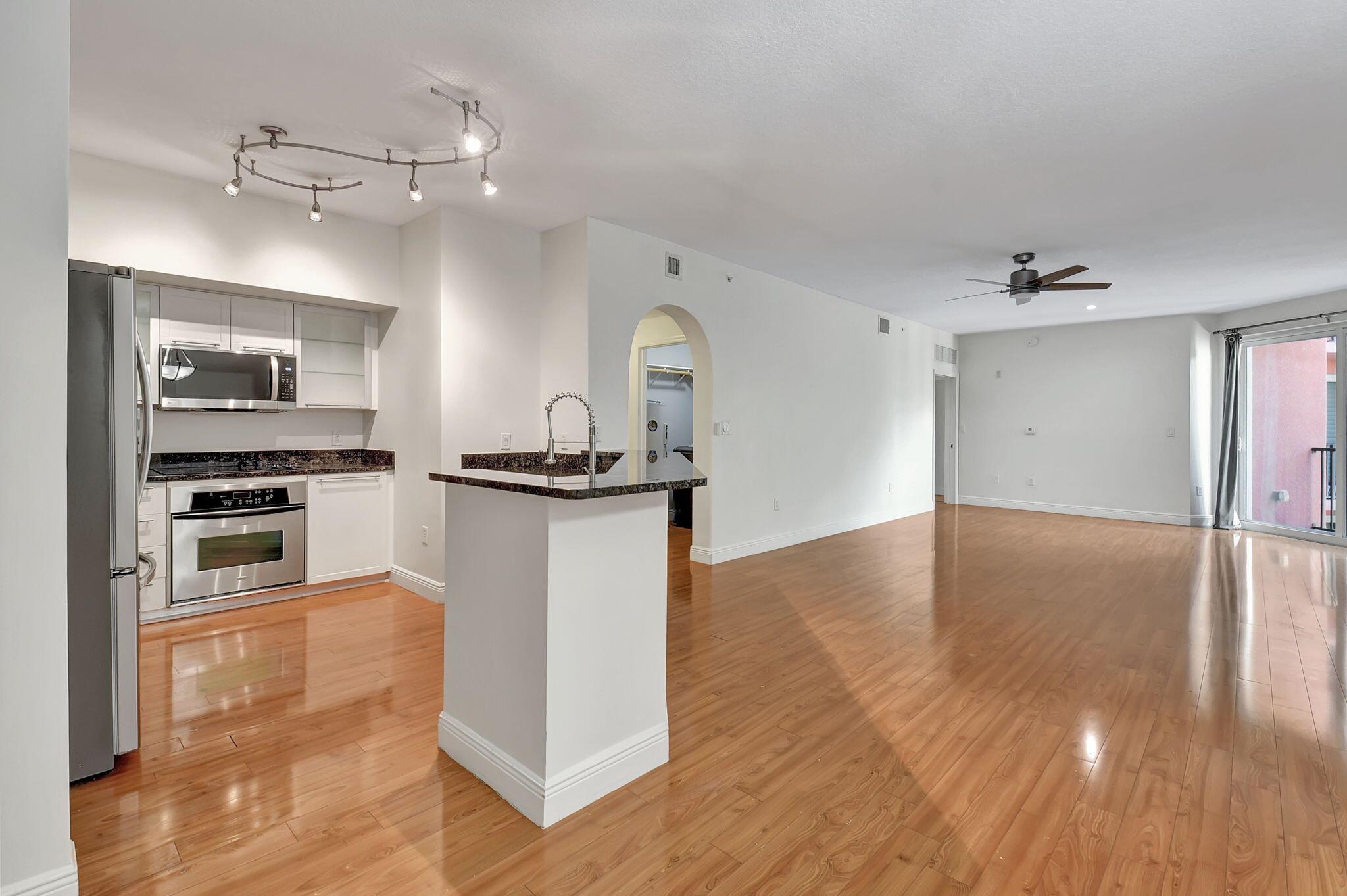 ASTOR CONDO - Residential