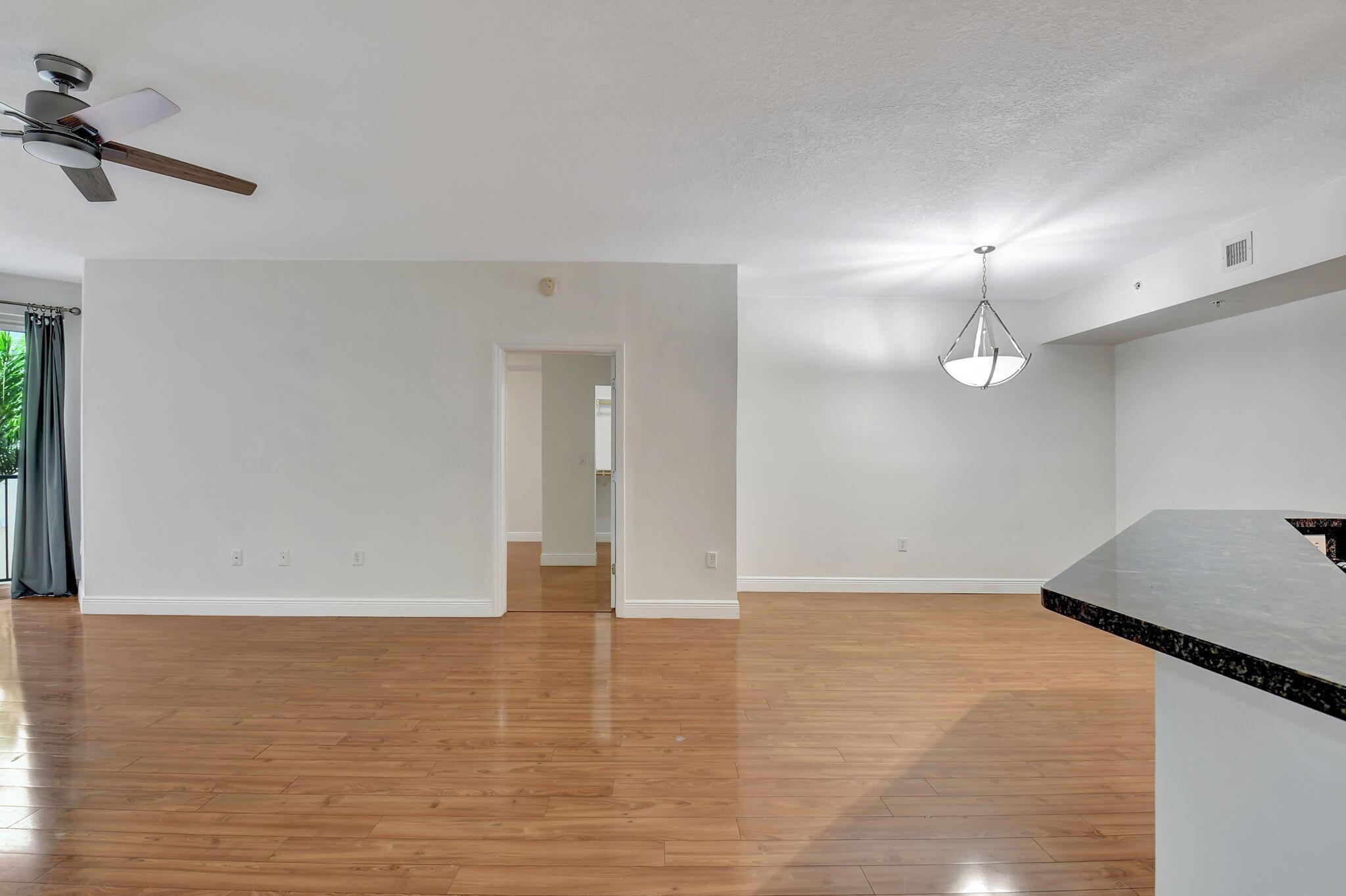 ASTOR CONDO - Residential