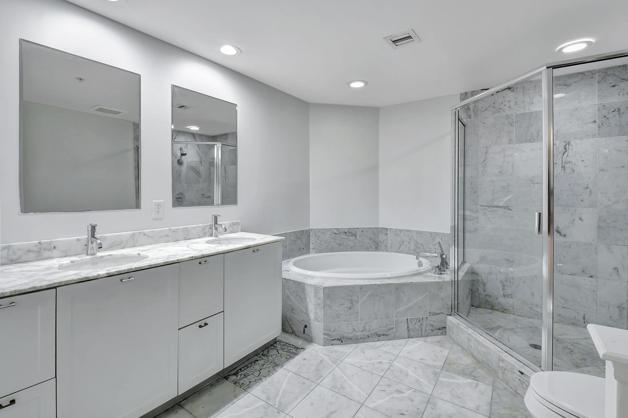 ASTOR CONDO - Residential