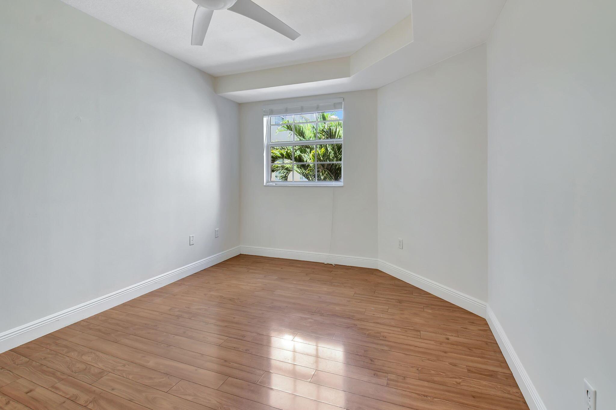 ASTOR CONDO - Residential