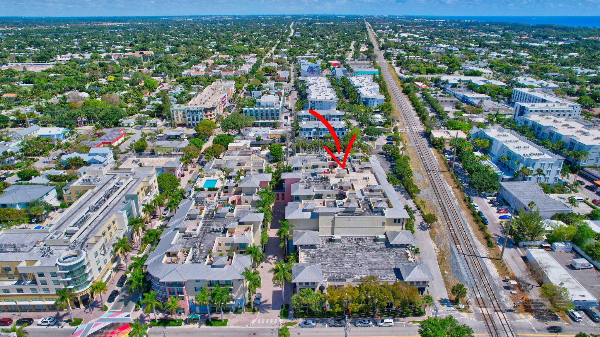 ASTOR CONDO - Residential